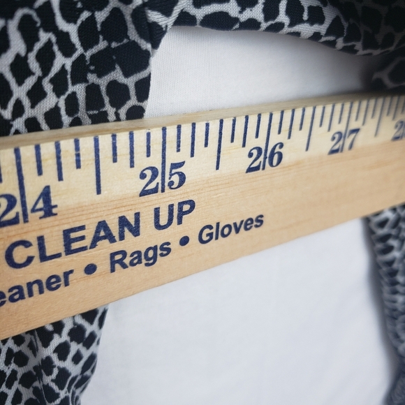 Jones New York Signature Woman Black and White Drape Neck Shirt Sz 1X - Picture 7 of 8